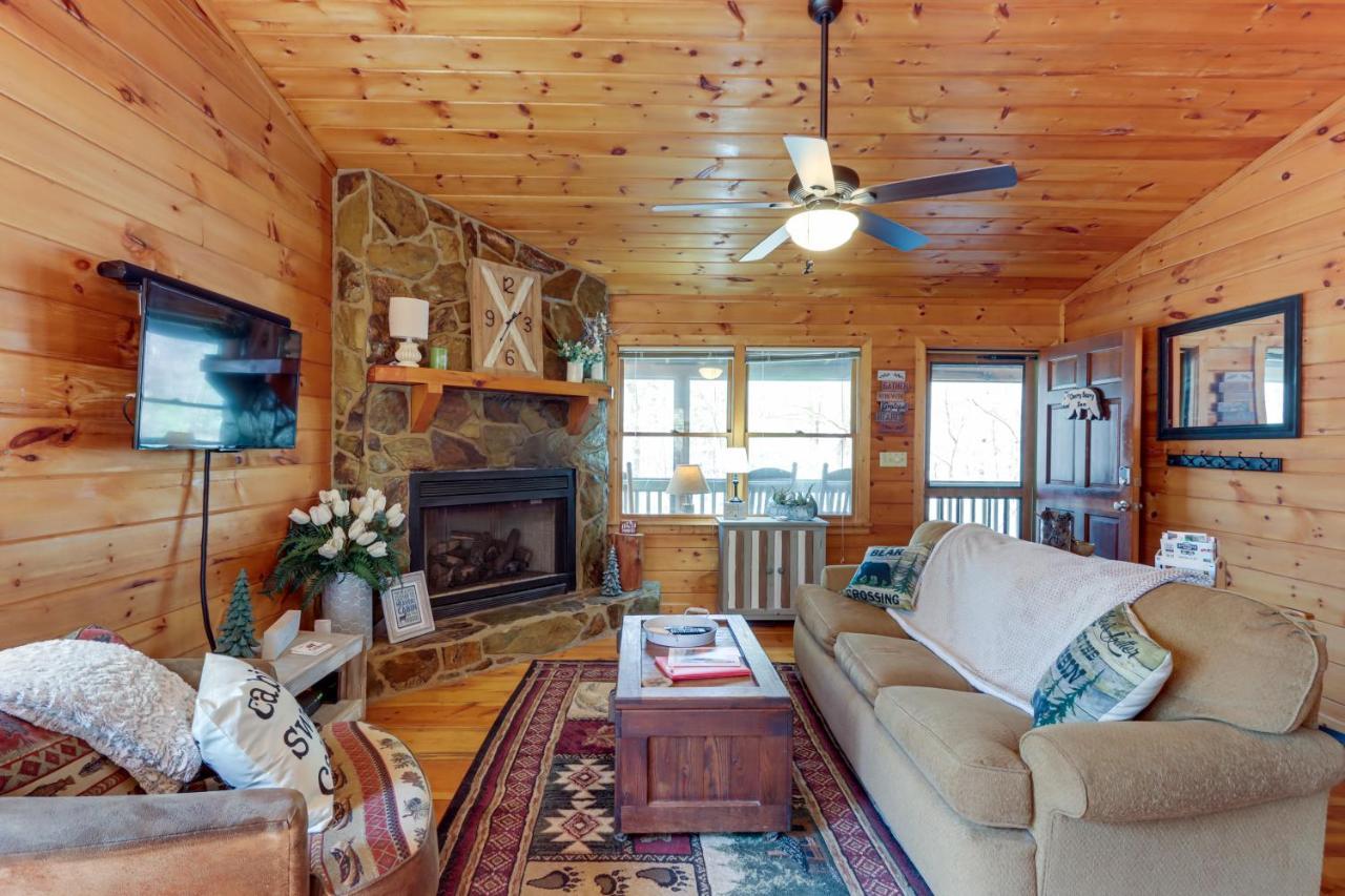 Blue Ridge Cozy Cabin In The Woods With Hot Tub! Dış mekan fotoğraf